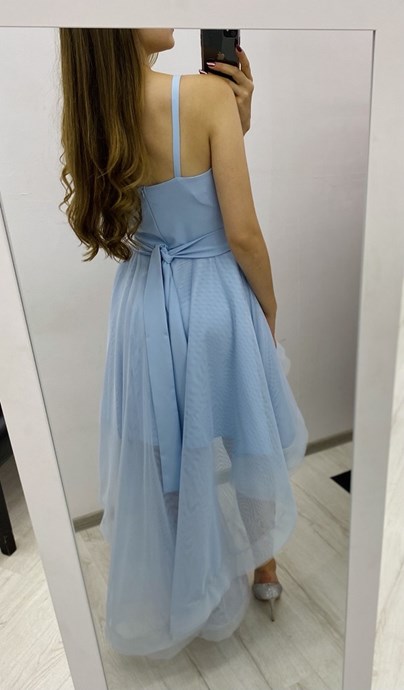 Sukienka asymetryczna ramiączka dekolt błękit