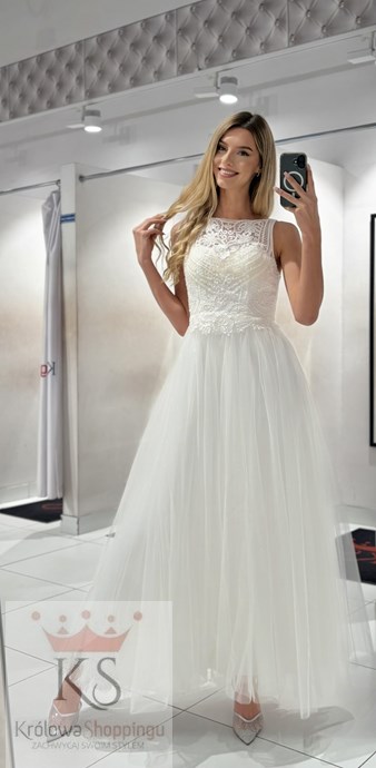 Sukienka długa koronkowa zabudowana góra biel