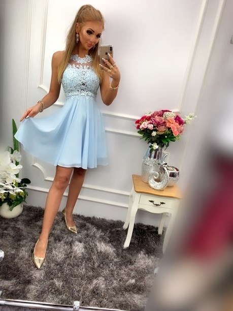 Sukienka krótka zdobione plecy błękit