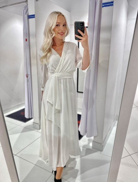 Sukienka długa rozcięcie rękaw 3/4 biel