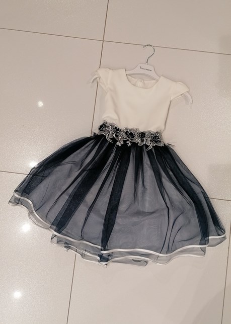 Sukienka dziecięca falbana kokarda tył biel/granat