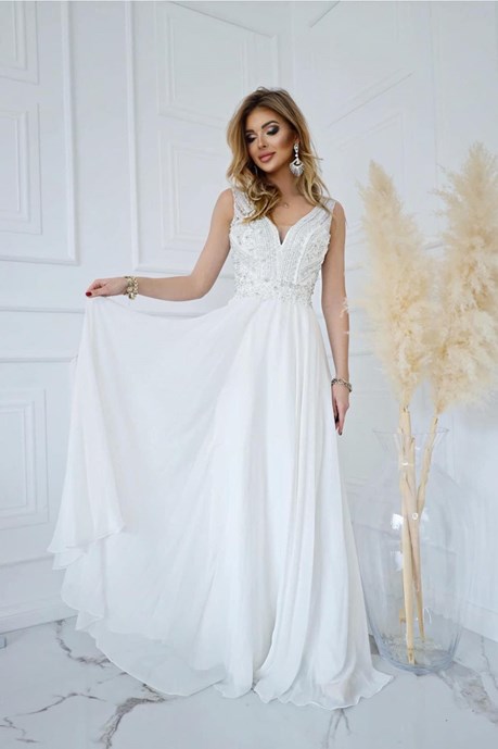 Sukienka długa zdobiona góra kryształki biała