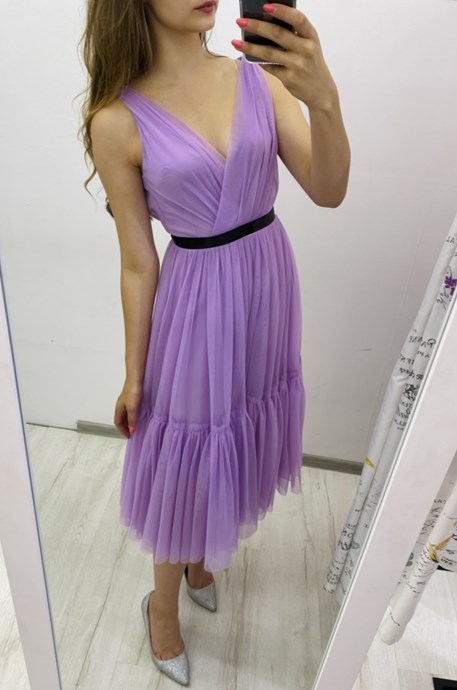 Sukienka midi tiul głęboki dekolt lilia