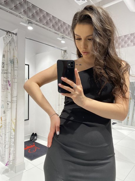 Sukienka asymetryczna falbana czarny