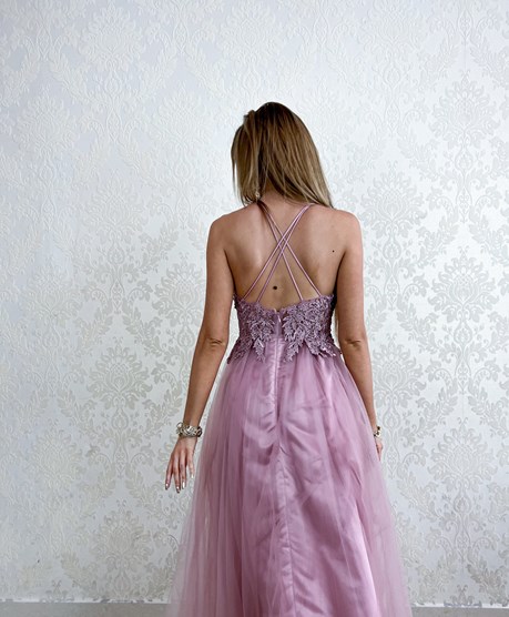 Sukienka długa tiulowa ramiączka koronka wrzos