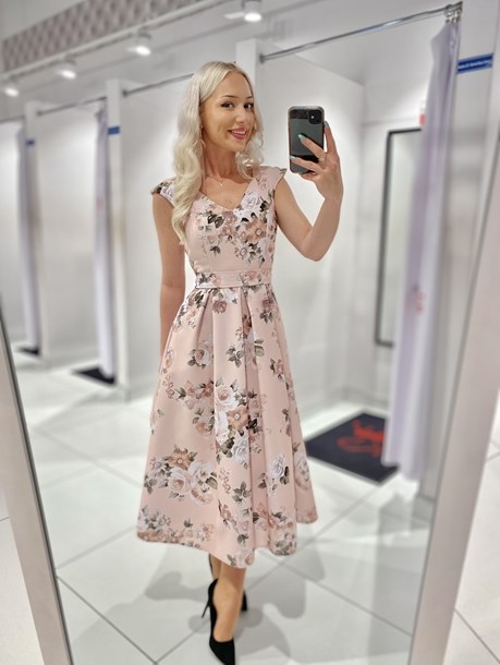 Sukienka midi rozkloszowana kwiaty na całości beż