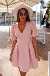 Sukienka krótka podwijany rękaw róż