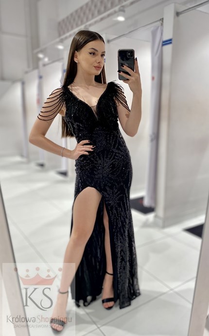 Sukienka długa cekiny zdobienie pióra czerń