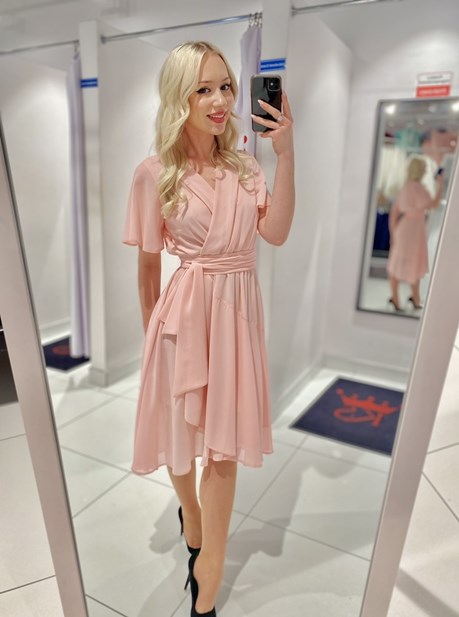 Sukienka midi krótki rękaw pasek morela