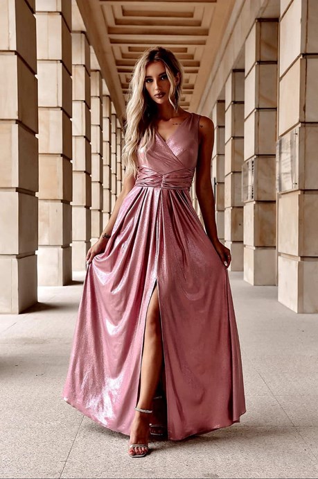 Sukienka długa połysk rozcięcie pas róż