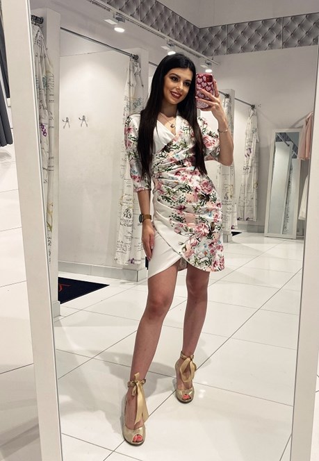 Sukienka krótka długi rękaw kolorowe kwiaty/biel