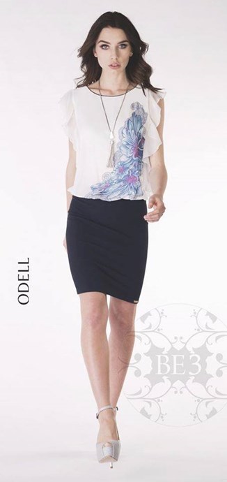 Sukienka krótka motylek rękawek biel/granat