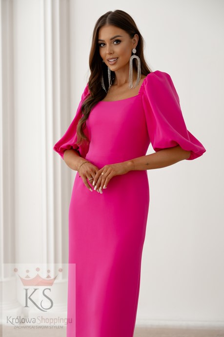 Sukienka midi 3/4 rękawek dopasowana magenta
