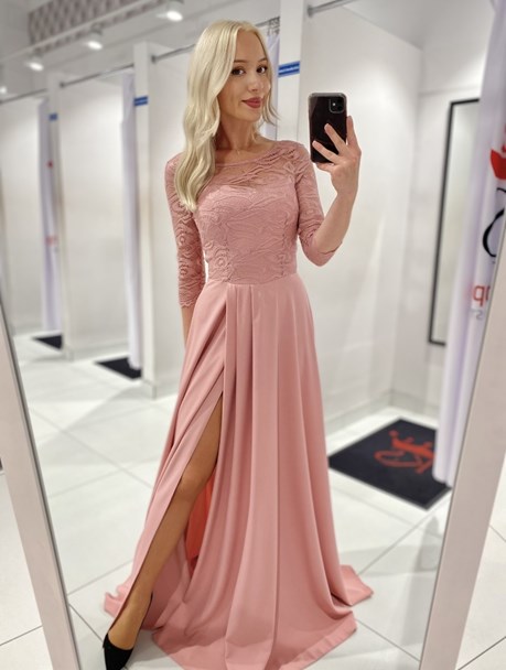 Sukienka długa rękaw koronka róż