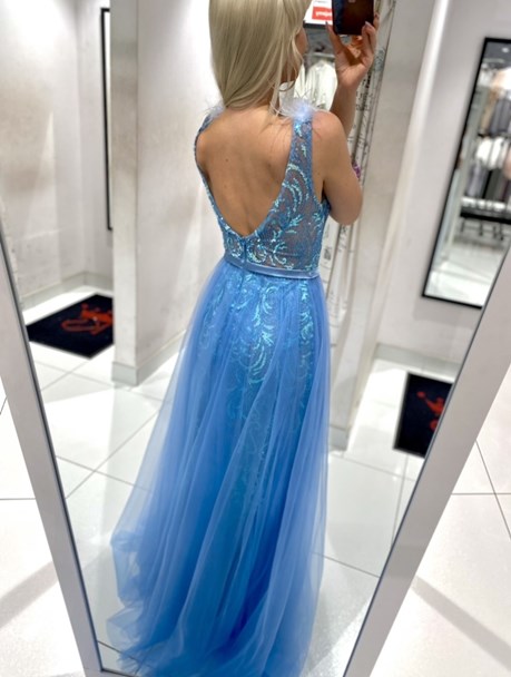 Sukienka długa piórka brokat tiul błękit