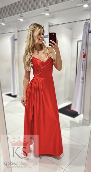Sukienka długa ramiączka połysk czerwień