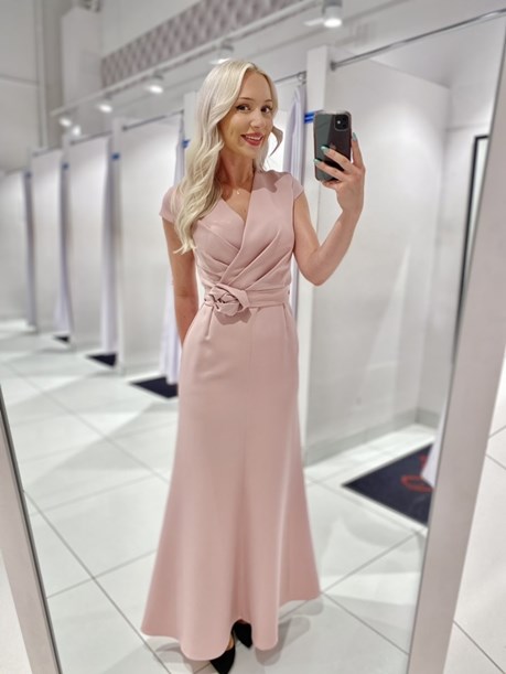 Sukienka długa rękawek pasek róża pudrowy róż