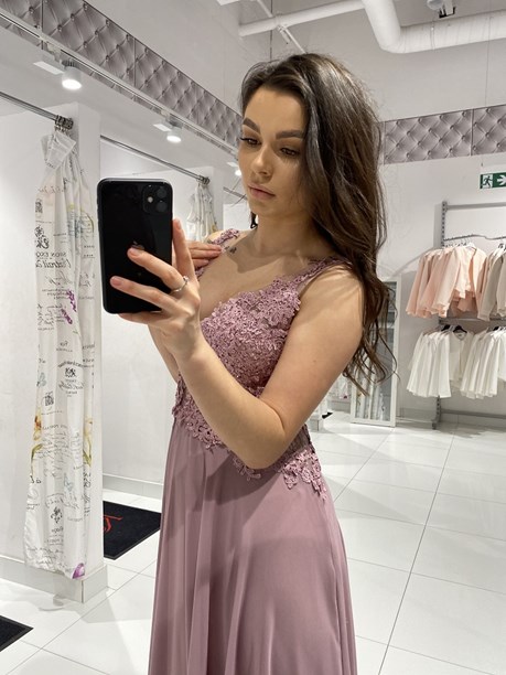 Sukienka długa siateczka tył wrzos