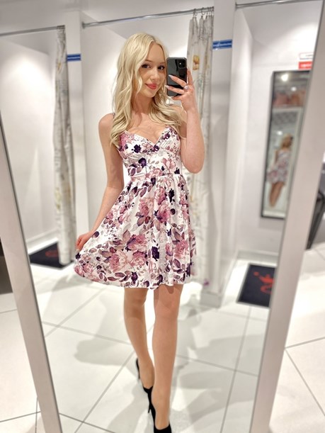 Sukienka krótka wiązane ramiączko kwiaty fiolet