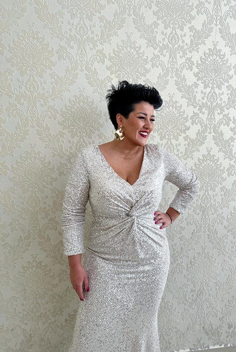 Sukienka długa cekin długi rękaw srebro