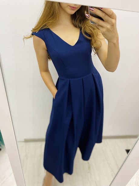 Sukienka midi z paskiem granat