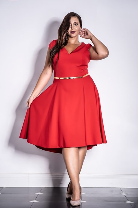 Sukienka krótka z paseczkiem czerwony