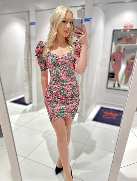 Sukienka krótka bufiaste rękawy kwiaty róż/zieleń