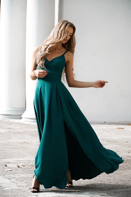 Sukienka długa marszczenia na ramiączkach zielony