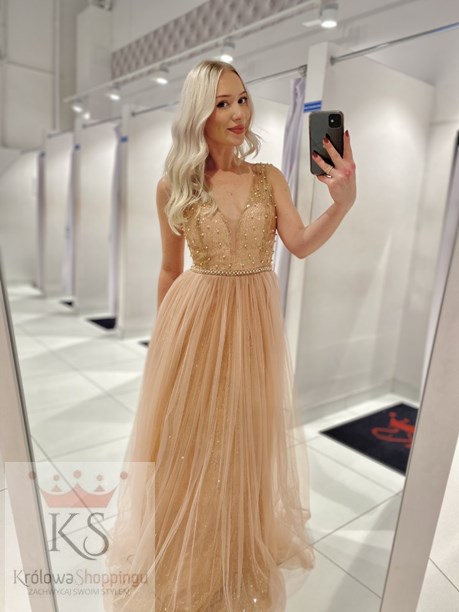 Sukienka długa tiulowa ozdobna góra różowa