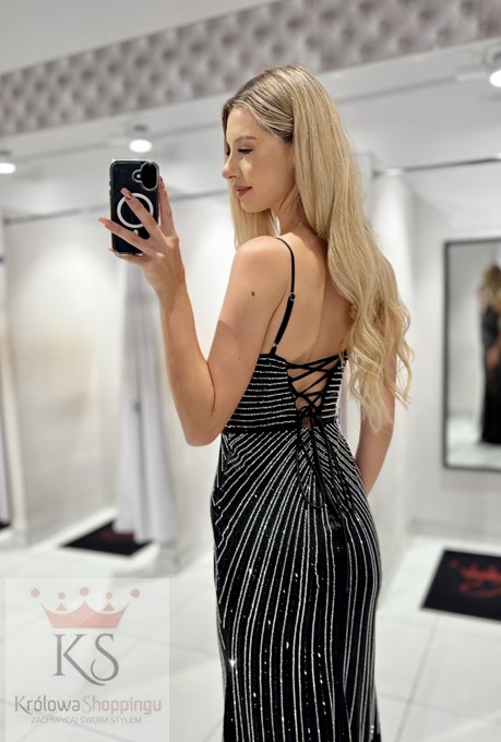 Sukienka długa dopasowana cyrkonie satyna czerń