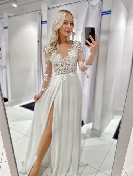 Sukienka długa rękaw zdobienie haft biel