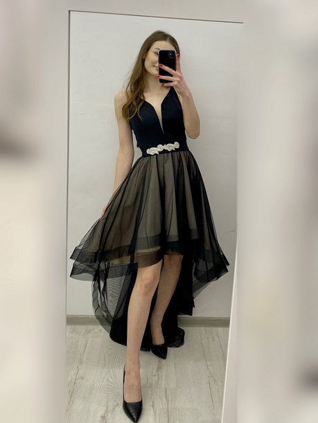 Sukienka asymetryczna ramiączka dekolt czerń/beż