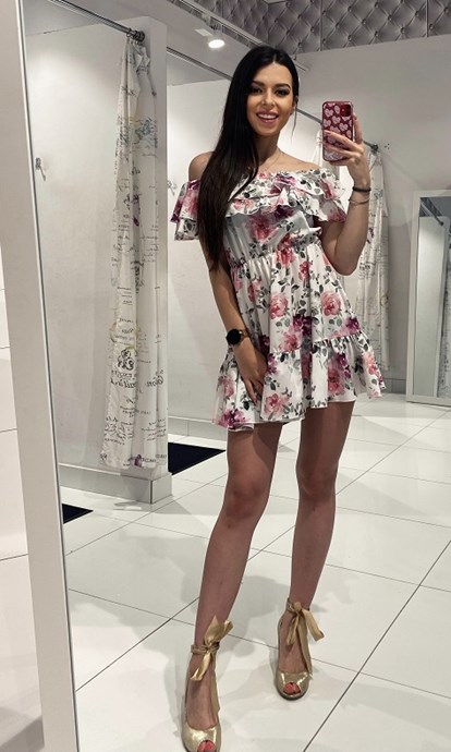 Sukienka krótka hiszpanka kwiaty zieleń/biel