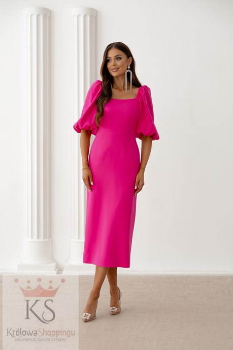 Sukienka midi 3/4 rękawek dopasowana magenta