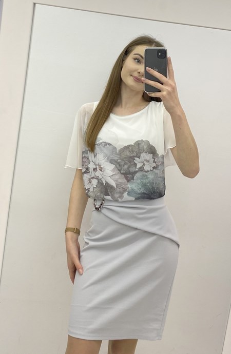 Sukienka maskująca z kwiatkami pasek szary