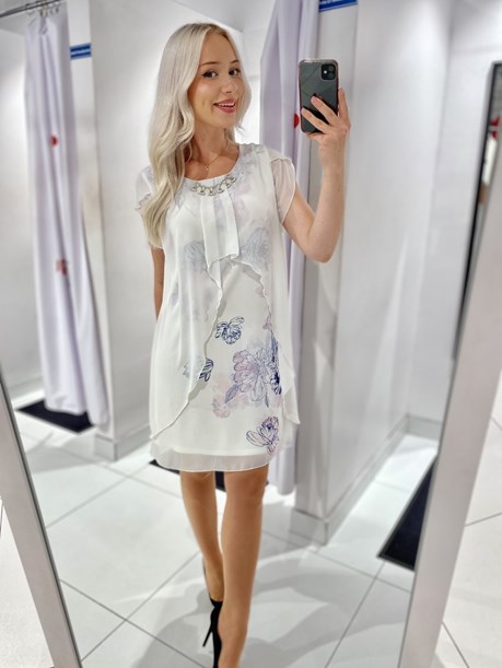 Sukienka krótka falbanka wzór kwiaty biel