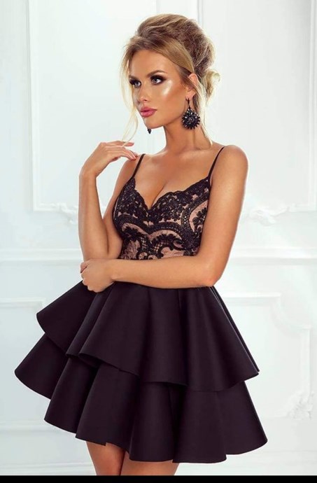 Sukienka krótka dwie falbany pianka czerń/beż