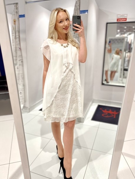 Sukienka krótka ozdoba falbanka róże biel/złoto