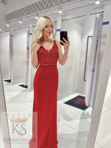 Sukienka długa ozdobny dekolt odkryte plecy bordo