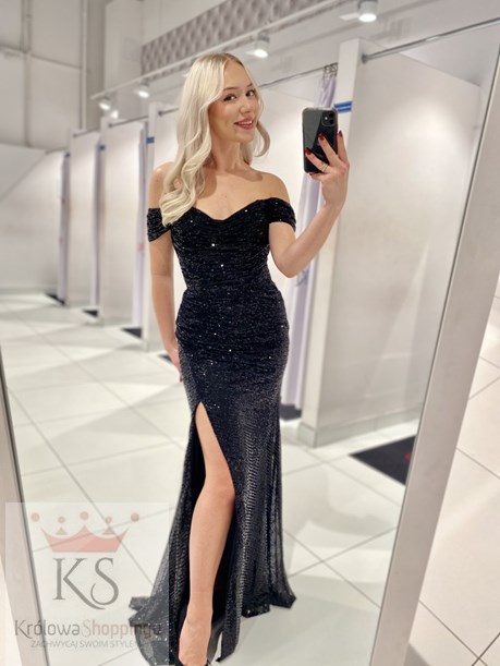 Sukienka długa cekinowa opadające ramiączka czerń