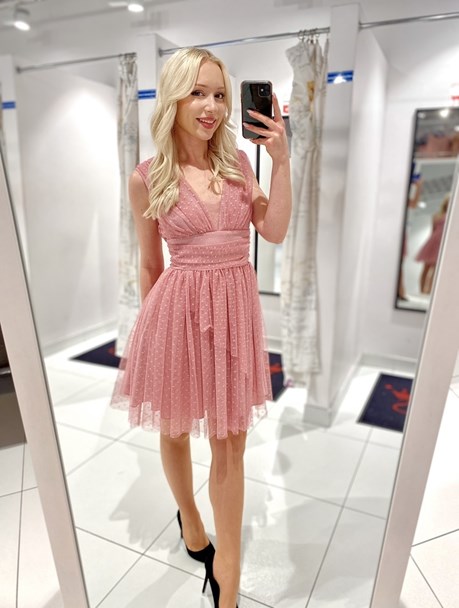 Sukienka krótka marszczony pas siatka brudny róż