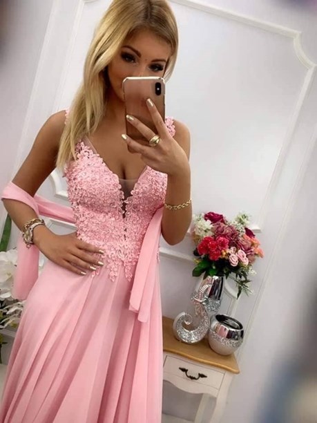 Sukienka długa perełki róż