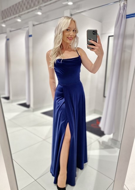 Sukienka długa satynowa wiązanie szyja granat