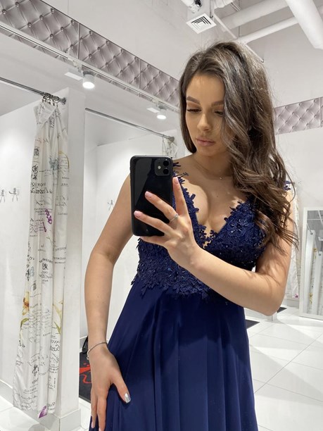 Sukienka długa odkryte plecy granat