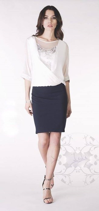 Sukienka krótka siateczka dekolt biel/granat