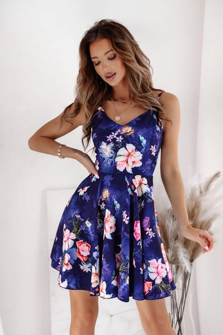 Sukienka krótka wiązana matowa kwiaty granat