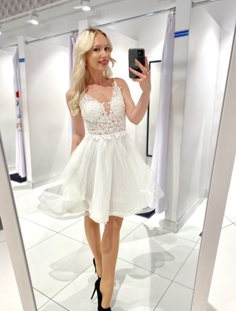 Sukienka krótka koronka perełki tiul biel