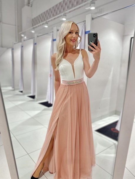 Sukienka długa ramiączka tiul pasek pudrowy róż