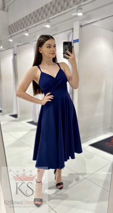 Sukienka midi rozkloszowana pas ramiączka granat