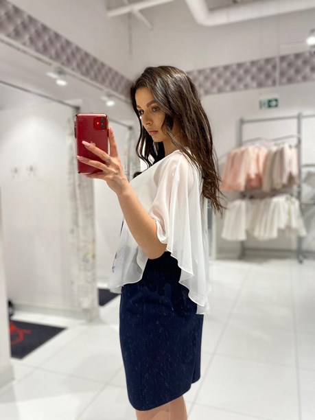 Sukienka krótka trókątny dekolt biel/granat